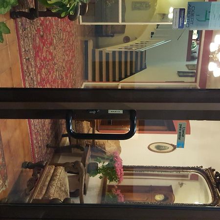 Hostal Residencia Catalina Palamós Kültér fotó