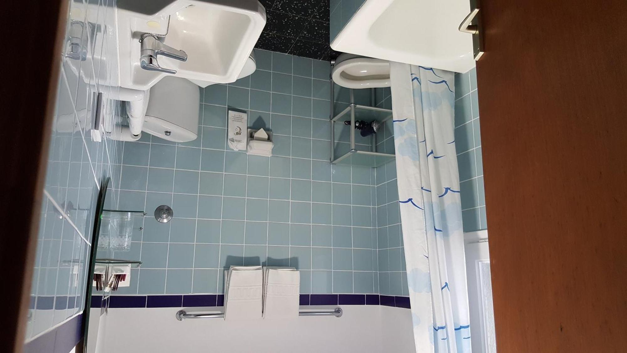 Hostal Residencia Catalina Palamós Kültér fotó