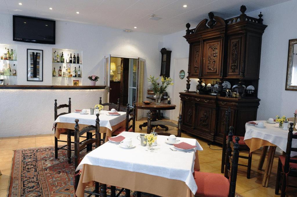 Hostal Residencia Catalina Palamós Kültér fotó