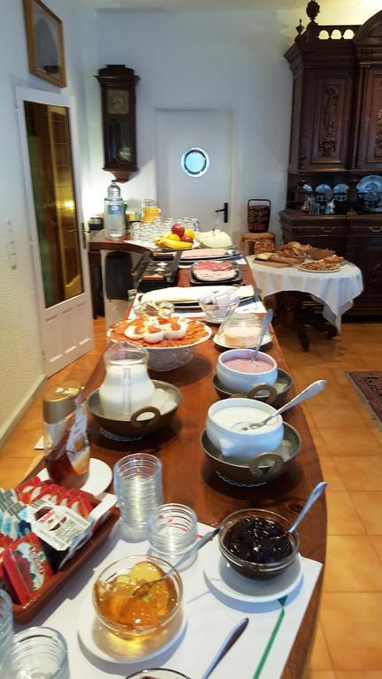 Hostal Residencia Catalina Palamós Kültér fotó