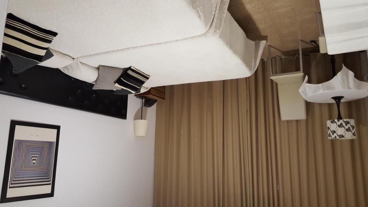 Hostal Residencia Catalina Palamós Kültér fotó